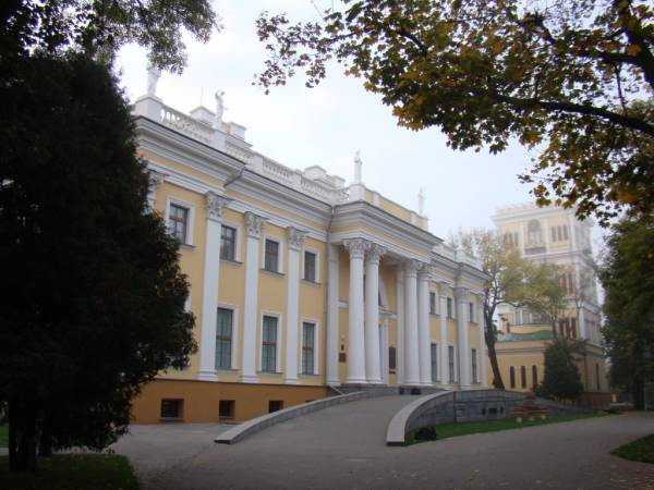 Homel. Zespół pałacowo-parkowy Rumiancewów-Paskiewiczów