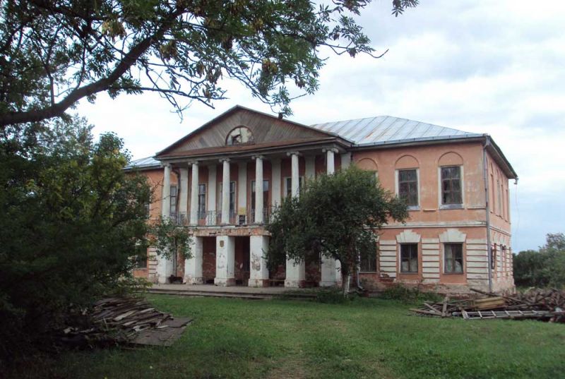 Chalč.  Estate of Sianožecki-Voynič