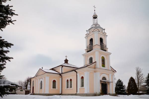 Hołynka |  Kościół Podwyższenia Krzyża Świętego. 