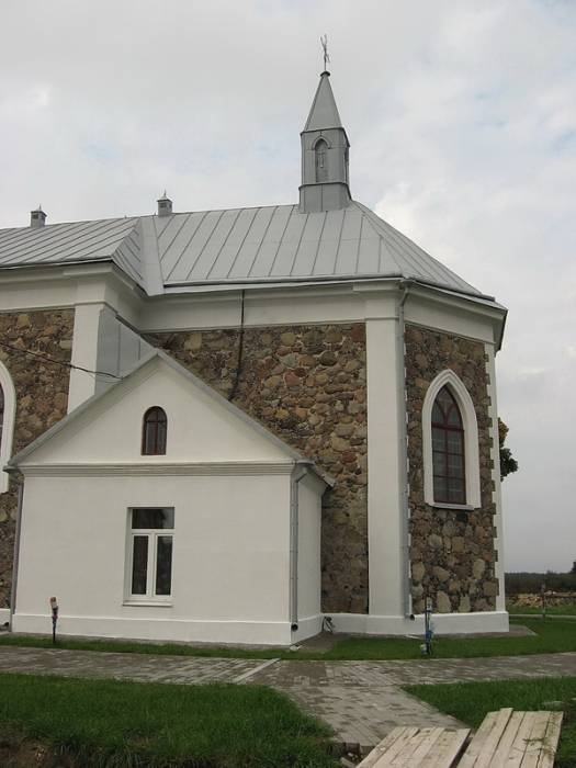 Hiermaniški. Catholic church of the Holy Trinity