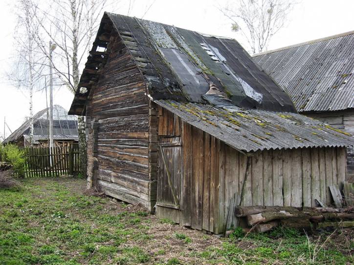  - В деревне . 
