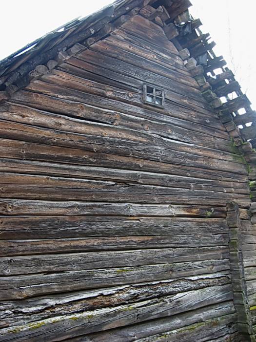  - В деревне . 