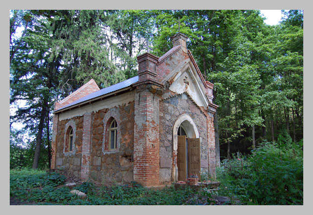  - The tomb of Wiszniewski. 