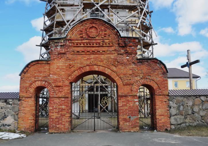 Крывічы. Касцёл Святога Андрэя Апостала і кляштар трынітарыяў