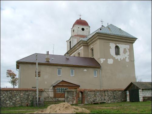 Крывічы. Касцёл Святога Андрэя Апостала і кляштар трынітарыяў