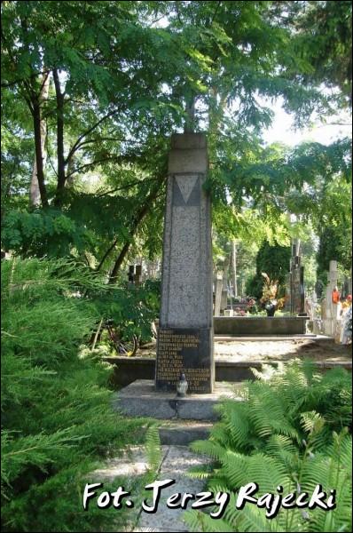  - cemetery Catholic. 