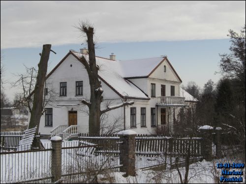  - Manor . 