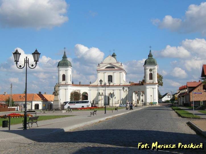Tykocin. Catholic church of the Holy Trinity and the Monastery of Missionary
