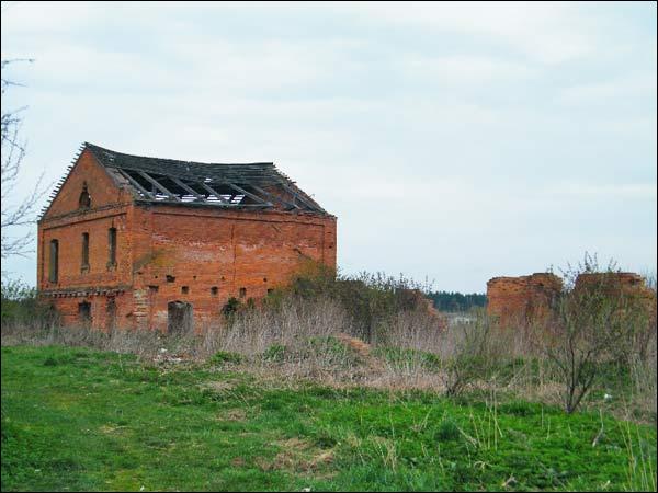  - Zespół dworsko-parkowy Ciundziewickich. 