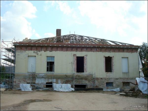 Арняны. Сядзібна-паркавы ансамбль 