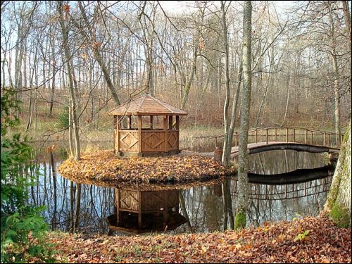  - Сядзібна-паркавы ансамбль Лапацінскіх. 