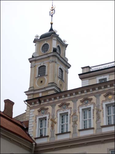  -  Uniwersytet Wileński. Uniwersytet Wileński. Wieżyczka obserwatorium astronomicznego widziana z Dziedzińca Bibliotecznego