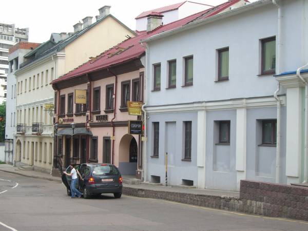 - Budynki zabytkowe . 
