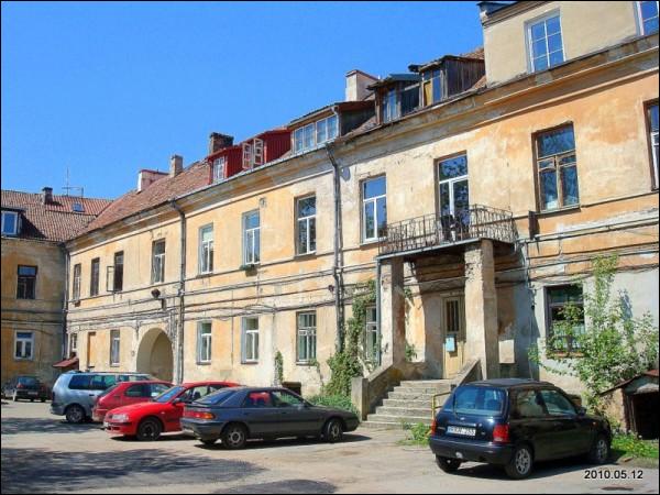  - Estate . 
