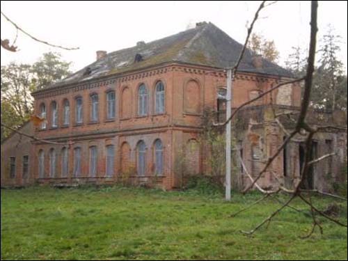 Novabieražnoje.  Manor of Olesza