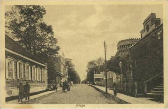 Pińsk. Miasto na starych pocztówkach 