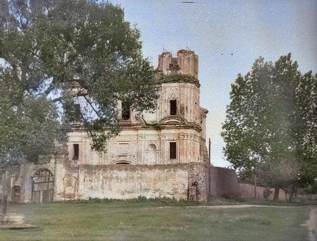  - Klasztor Jezuitów. 