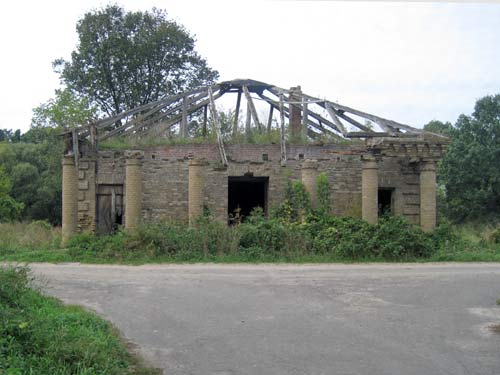 Glacier, the ruins Barysaŭščyna. Manor of Jastrzębski