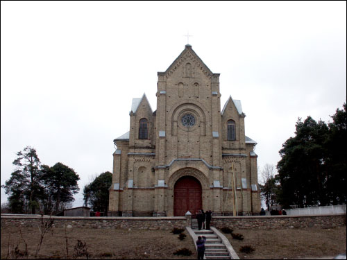 Астравец. Касцёл Адшукання Святога Крыжа