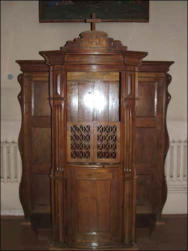  - Касцёл Святых Космы і Даміяна. Спавядальня