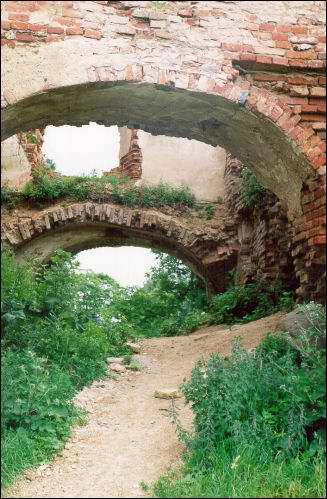 Halšany.  Castle of Sapieha, ruins