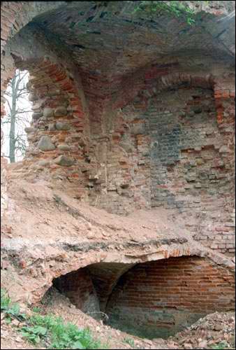 Halšany.  Castle of Sapieha, ruins