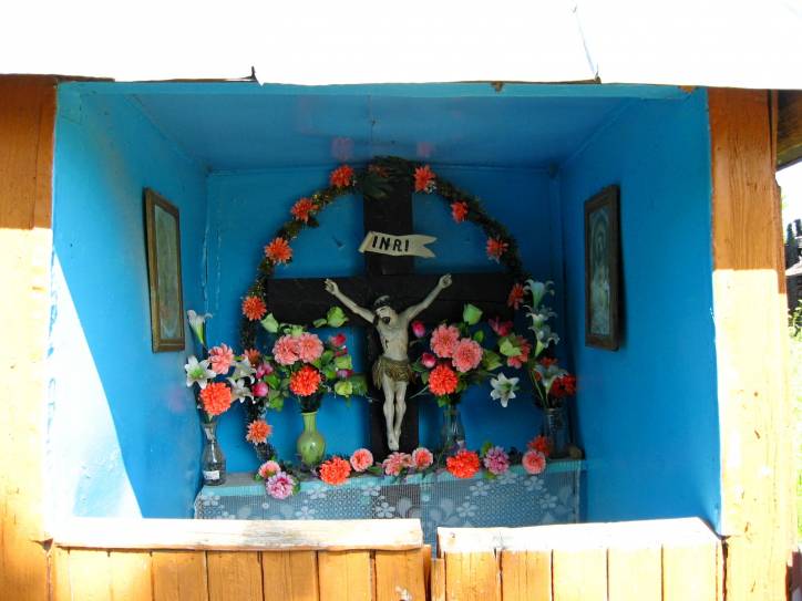 Urciški. Road chapel 