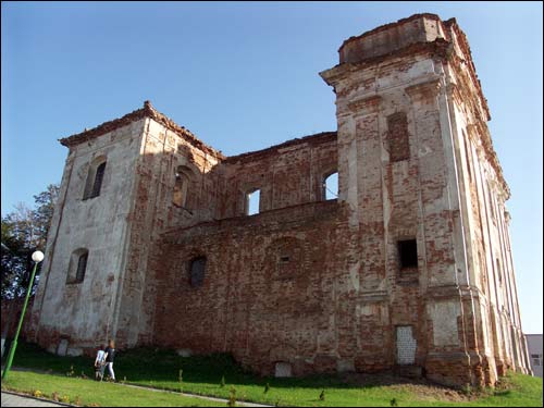 Brzostowica Wielka. Kościół Nawiedzenia NMP