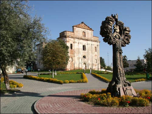 Brzostowica Wielka. Kościół Nawiedzenia NMP