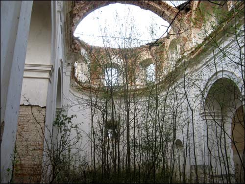 Brzostowica Wielka. Kościół Nawiedzenia NMP