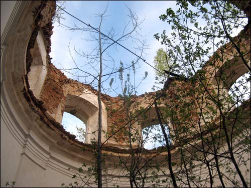 Brzostowica Wielka. Kościół Nawiedzenia NMP