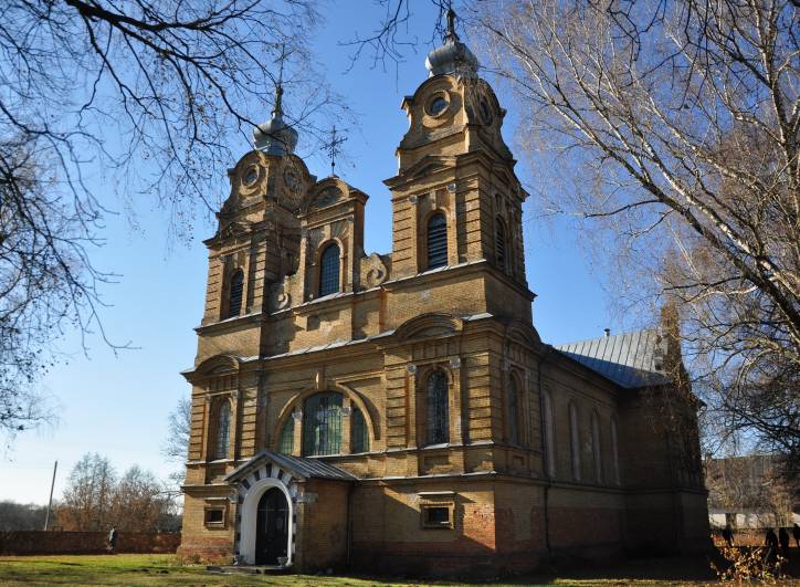 Dvarec. Catholic church of St. Anthony of Padua