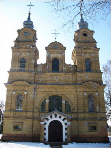 Dvarec. Catholic church of St. Anthony of Padua