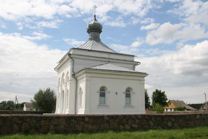 Navajelnia. Orthodox church of the Birth of the Virgin