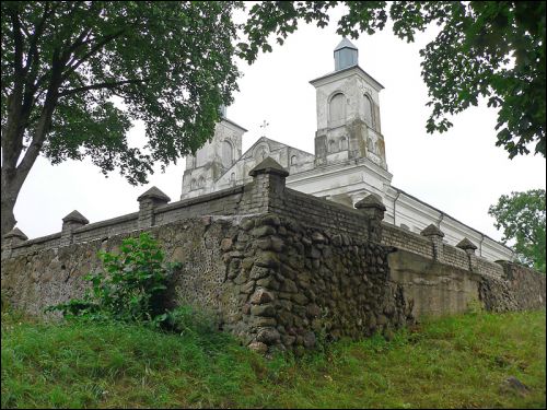 Раготна. Касцёл Анёлаў-Ахоўнікаў