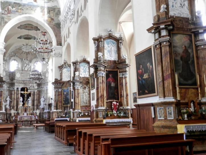 Hrodna. Catholic church of the Discovery of the Holy Cross (Bernardine)