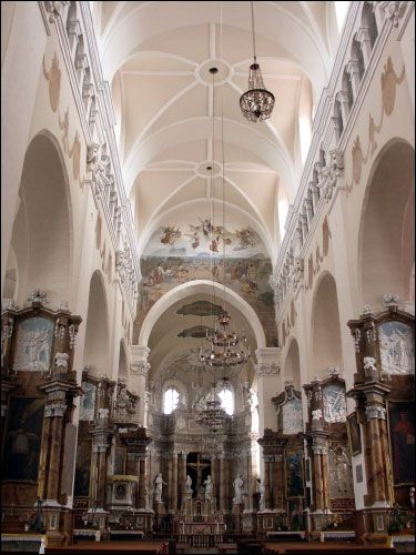 Hrodna. Catholic church of the Discovery of the Holy Cross (Bernardine)