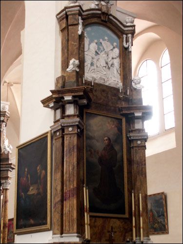 Hrodna. Catholic church of the Discovery of the Holy Cross (Bernardine)