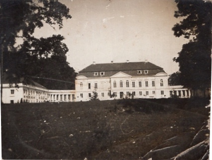 Sviack. Estate of Vałovič