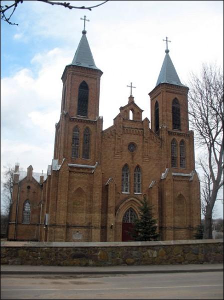 Traby. Kościół Narodzenia NMP