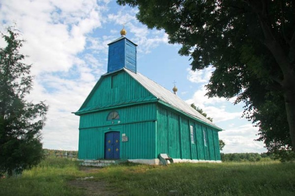 Vialikaja Miadzviadka.  Orthodox church of the Assumption