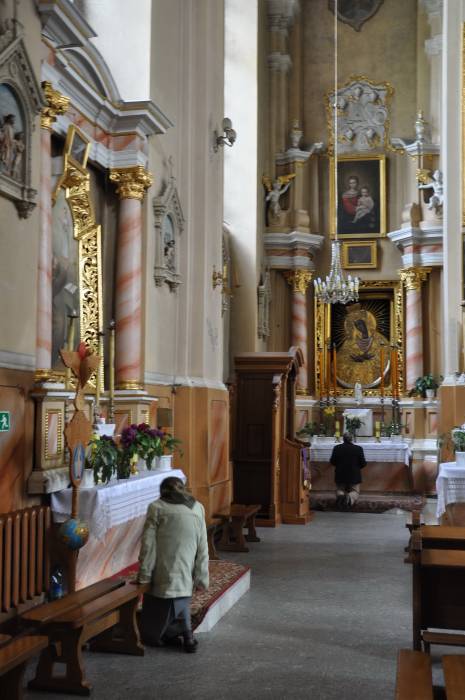  - Kościół Podwyższenia Krzyża Świętego. 