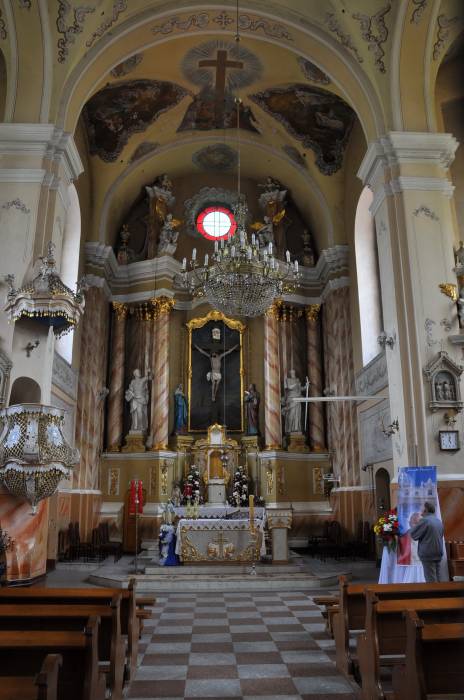  - Kościół Podwyższenia Krzyża Świętego. 