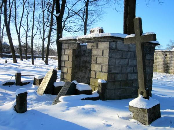  - Cmentarz stary katolicki. 