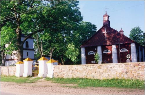 Агульны выгляд Няцеч. Касцёл Святога Міхала Арханёла