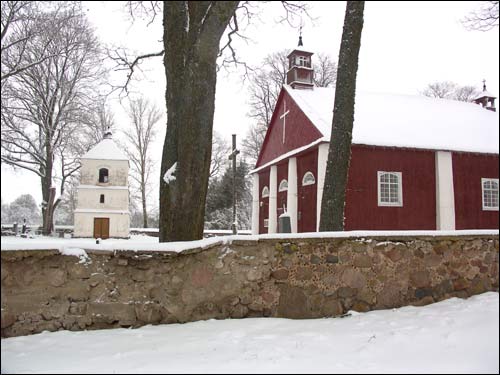 Niacieč. Catholic church of St. Michael the Archangel