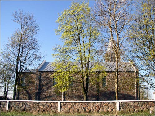 Vialikaja Rahoznica. Catholic church of Mother of God the Queen
