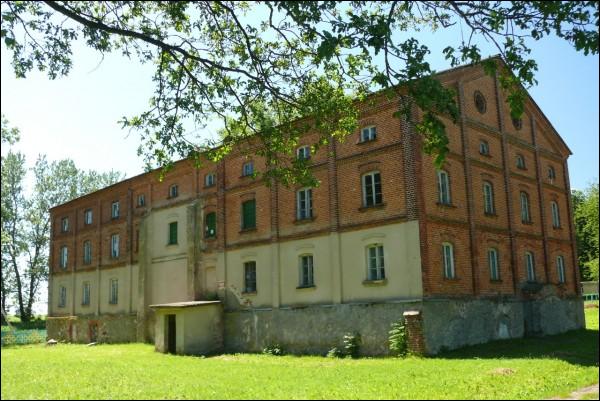 Adampal. Farmstead 