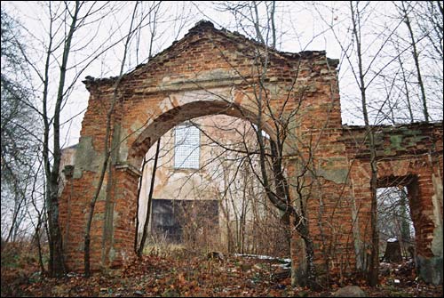 Hryniewicze (Łopienica Wielka). Kościół franciszkanów