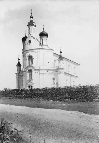 Hryniavičy (Vialikaja Łapienica). Catholic church of Franciscan